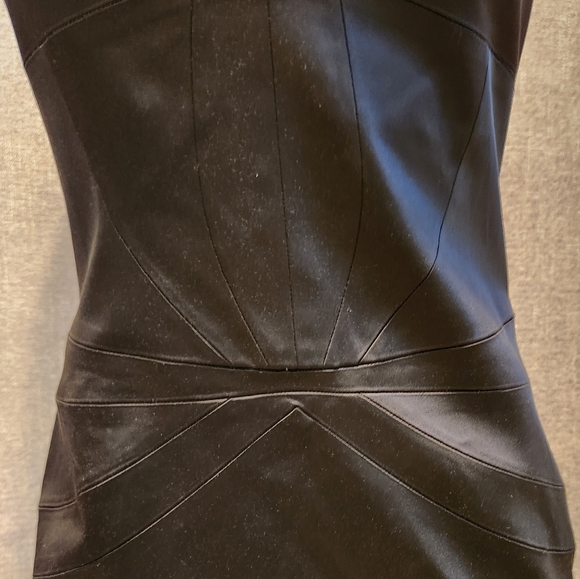 Laundry black body con dress - Picture 4 of 8